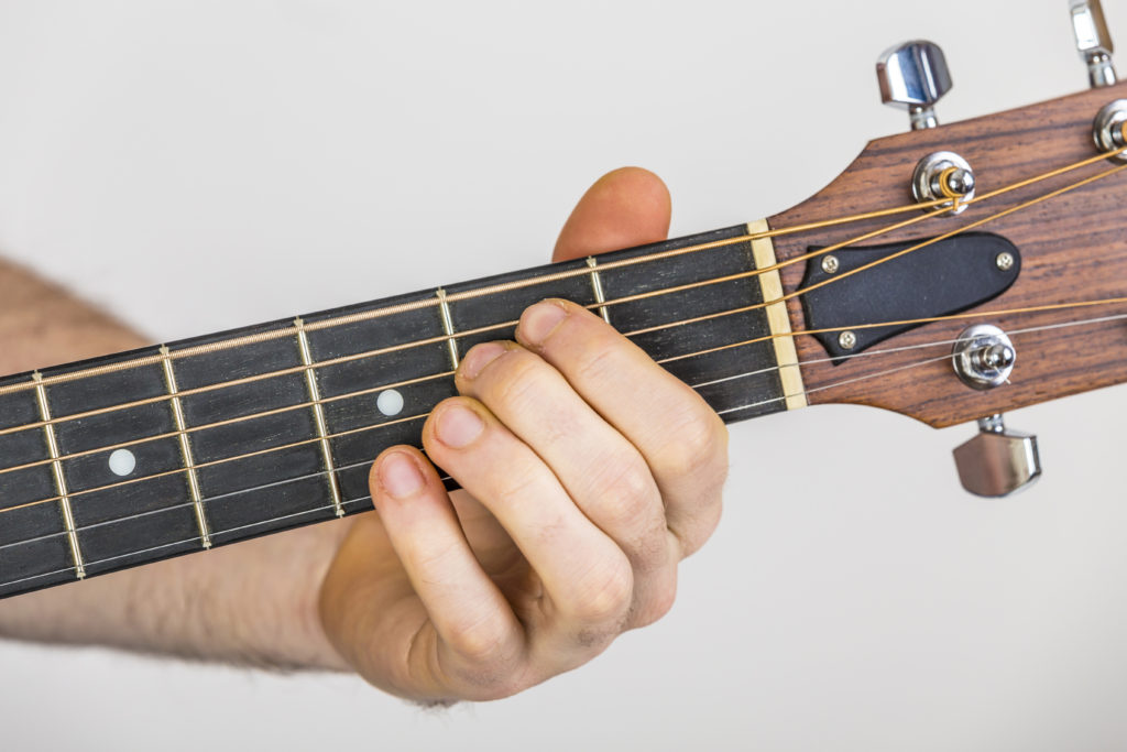 Looking for an easy way to learn guitar chords fast? The pressing technique solves the problem of learning new chords by 'programming' each chord shape into your muscle memory.